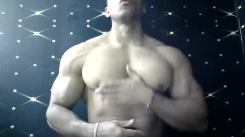moreno1muscular online show from 8, 3, 2025