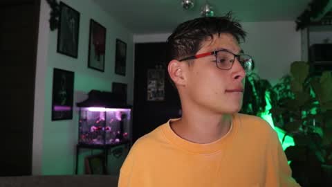   online show from 7, 2, 2025