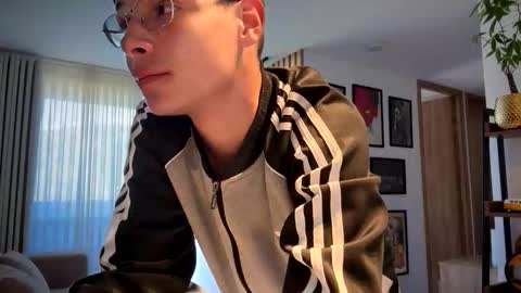   online show from 5, 10, 2025