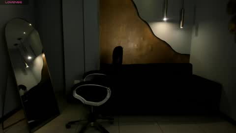 Morgan Hicks online show from 26, 4, 2026