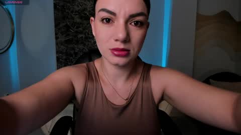 Morgan Hicks online show from 27, 4, 2026