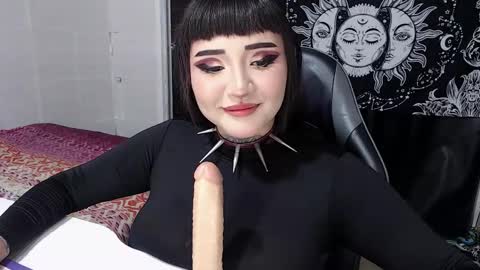 Morgan Moon online show from 28, 10, 2025