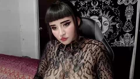 Morgan Moon online show from 7, 11, 2025