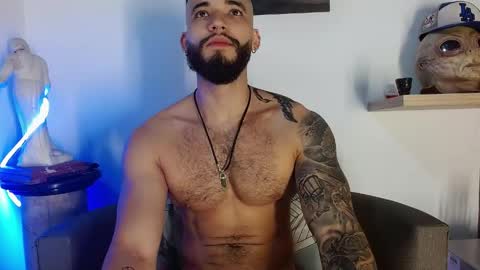 Snapshot of morgann_jones chatting on 31, 5, 2026 morgan online show from 31, 5, 2026