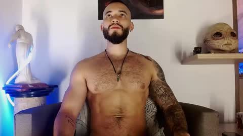 Snapshot of morgann_jones chatting on 1, 6, 2026 morgan online show from 1, 6, 2026