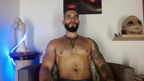 Snapshot of morgann_jones chatting on 7, 6, 2026 morgan online show from 7, 6, 2026