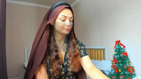 Snapshot of moroccan_diamond_ chatting on 21, 12, 2025 Medina online show from 21, 12, 2025