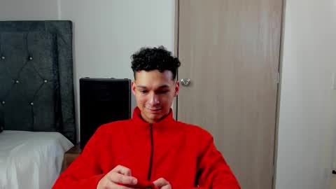 Snapshot of morthy_downey chatting on 17, 12, 2025 Morthy online show from 17, 12, 2025