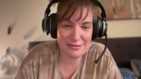 Snapshot of mossy_mommy chatting on 25, 7, 2026 Mossy Mommy online show from 25, 7, 2026