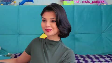 Snapshot of moto_ponchik chatting on 22, 5, 2026 Kris online show from 22, 5, 2026
