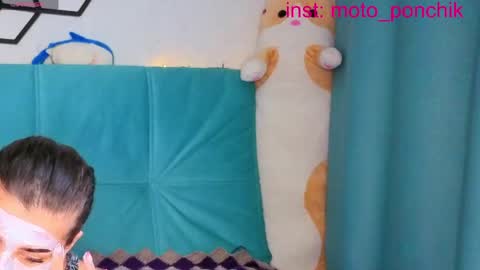 Snapshot of moto_ponchik chatting on 1, 6, 2026 Kris online show from 1, 6, 2026