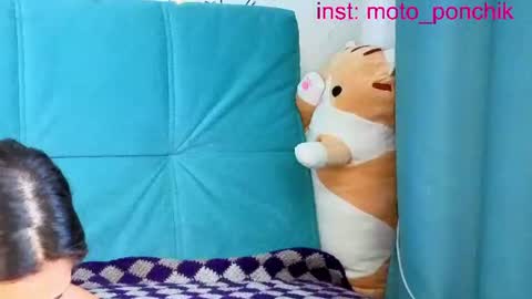 Snapshot of moto_ponchik chatting on 26, 6, 2026 Kris online show from 26, 6, 2026