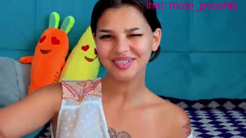 Snapshot of moto_ponchik chatting on 13, 7, 2026 Kris online show from 13, 7, 2026