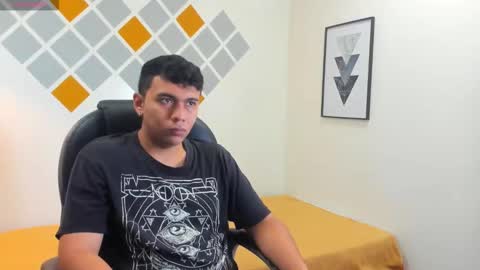 Mou Fly online show from 11, 10, 2025