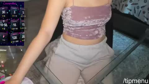 moxieXfoxie online show from 23, 6, 2026