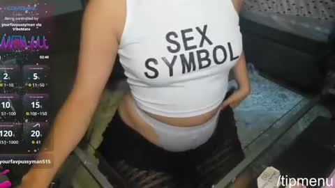 moxieXfoxie online show from 31, 7, 2026