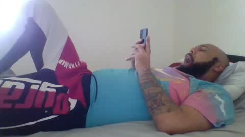 Mr8 online show from 17, 1, 2025