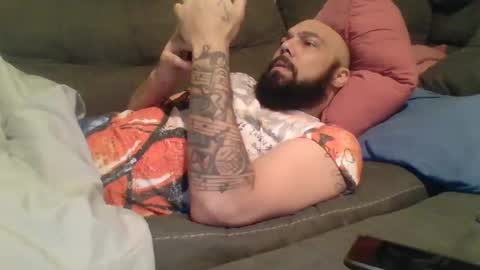 Mr8 online show from 2, 3, 2025