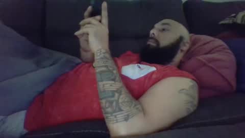 Mr8 online show from 7, 3, 2025