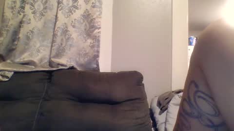 Mr8 online show from 1, 10, 2025