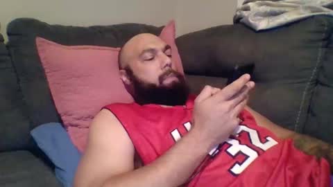 Mr8 online show from 5, 11, 2025