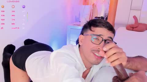 Snapshot of mr_aronnn_ chatting on 7, 2, 2026 aron online show from 7, 2, 2026