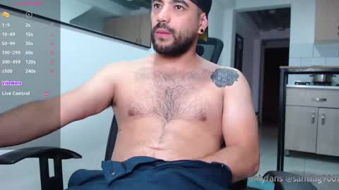 chris online show from 3, 10, 2025