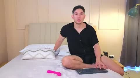Danny  Aleja online show from 11, 5, 2026