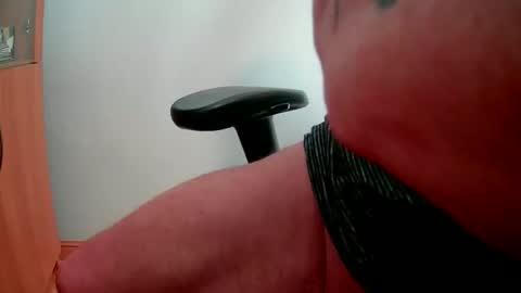 Snapshot of mr_funtease chatting on 6, 3, 2026 Fit and Fun....10 Hung online show from 6, 3, 2026