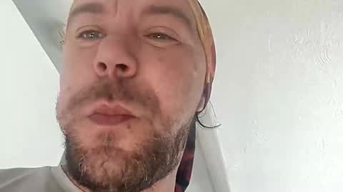 Snapshot of mr_i_ chatting on 22, 9, 2025 mr_i_ online show from 22, 9, 2025