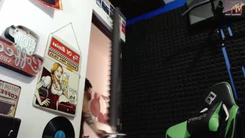 Snapshot of mr_lollipop77 chatting on 16, 12, 2025 Call me Angel please online show from 16, 12, 2025