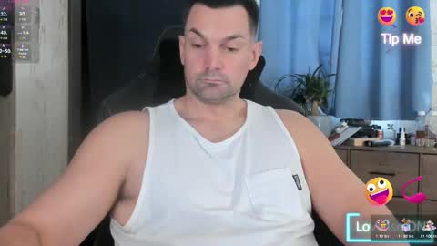 Snapshot of mr_mac69 chatting on 2, 3, 2026 Cam online show from 2, 3, 2026