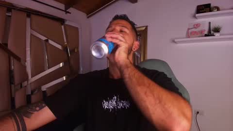 MIKEE online show from 12, 9, 2025