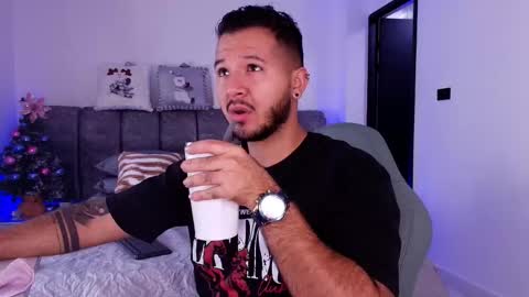 MIKEE online show from 9, 1, 2026