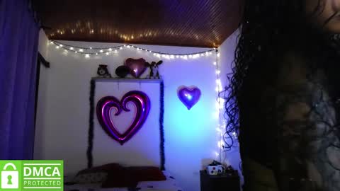 Snapshot of mr_mrscurie chatting on 28, 12, 2024 Mr Mrs Curie online show from 28, 12, 2024