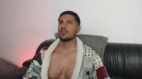 AARON online show from 17, 4, 2026