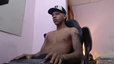 mr_stiven_ online show from 12, 1, 2025