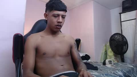 mr_stiven_ online show from 12, 1, 2025