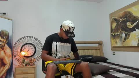 mr_stiven_ online show from 7, 5, 2026