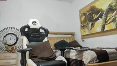 mr_stiven_ online show from 25, 5, 2026