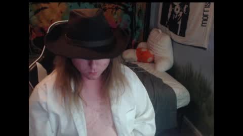 Snapshot of mr_strawberry chatting on 5, 10, 2025 mr_strawberry online show from 5, 10, 2025