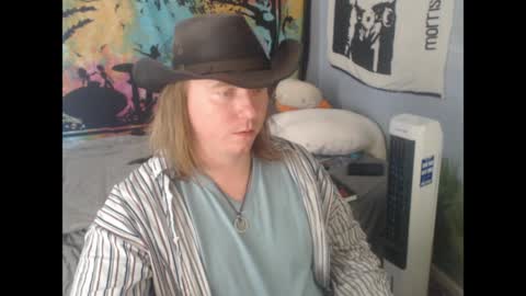 Snapshot of mr_strawberry chatting on 2, 4, 2026 mr_strawberry online show from 2, 4, 2026