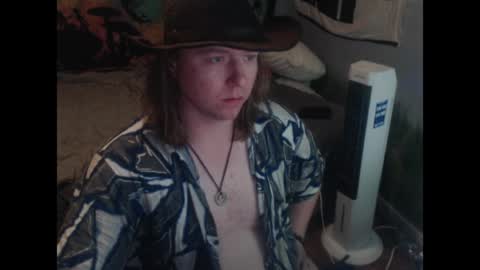 Snapshot of mr_strawberry chatting on 6, 4, 2026 mr_strawberry online show from 6, 4, 2026