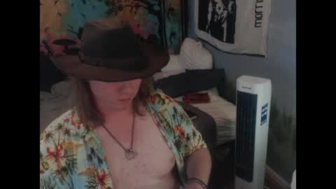 Snapshot of mr_strawberry chatting on 27, 4, 2026 mr_strawberry online show from 27, 4, 2026