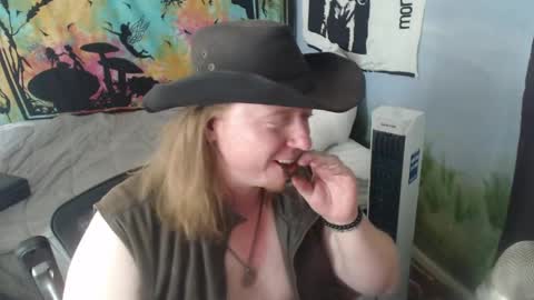 Snapshot of mr_strawberry chatting on 26, 5, 2026 mr_strawberry online show from 26, 5, 2026