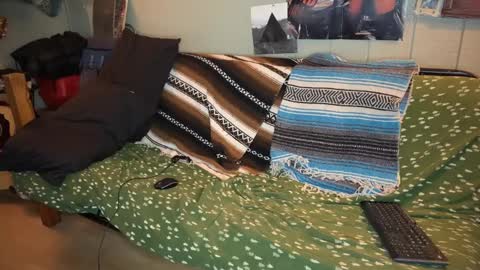 Snapshot of mr_valdor chatting on 4, 1, 2025 Valdor online show from 4, 1, 2025