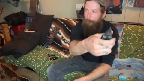 Snapshot of mr_valdor chatting on 4, 1, 2025 Valdor online show from 4, 1, 2025