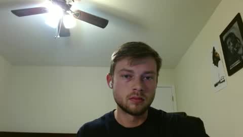 Snapshot of mrcoolguy68 chatting on 30, 12, 2024 mrcoolguy68 online show from 30, 12, 2024