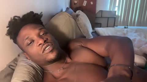 Snapshot of mrdaddyblackni9e chatting on 19, 11, 2025 Daddy Nine online show from 19, 11, 2025