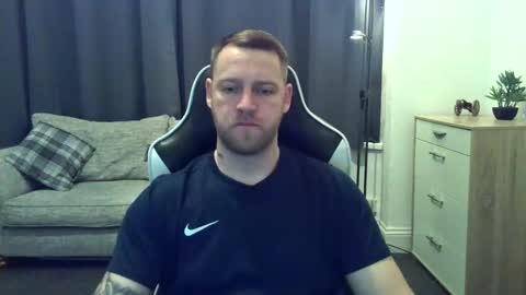 mrengland86566 online show from 17, 2, 2026